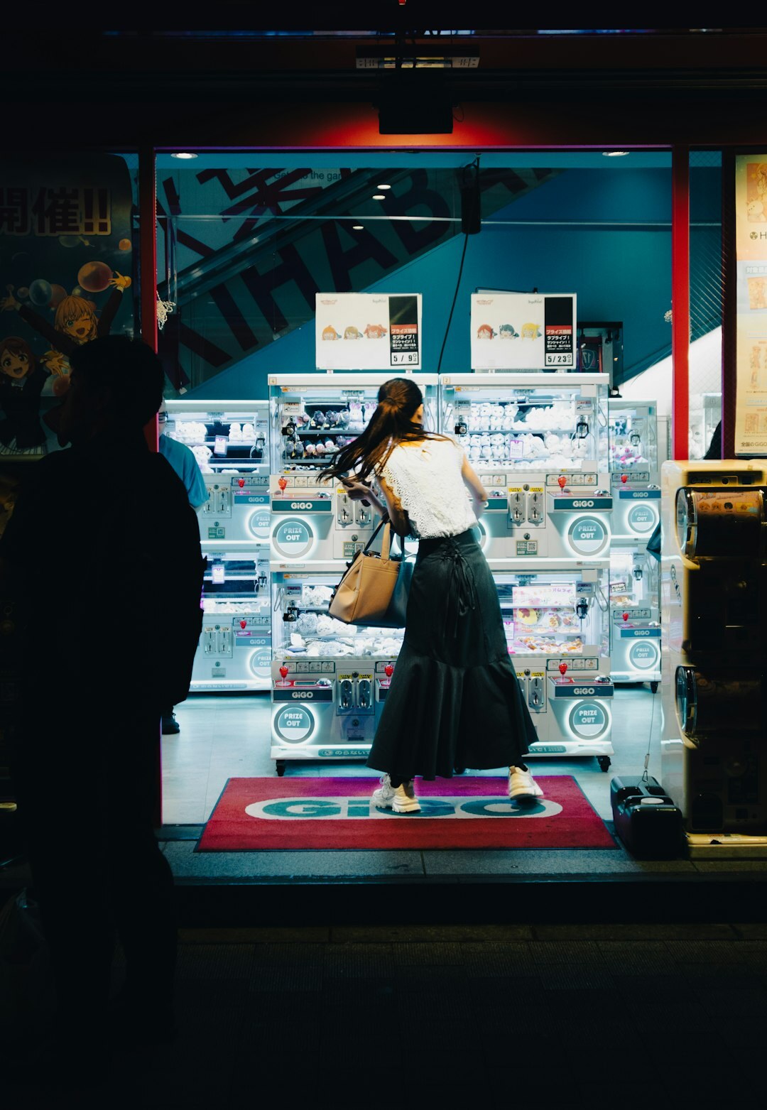 woman shopping for car accessories